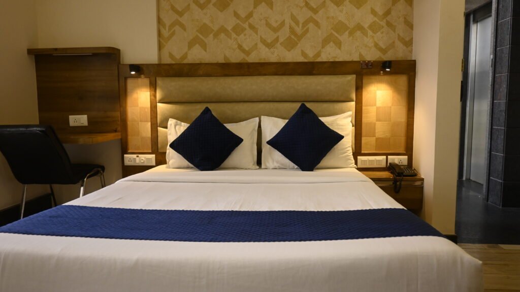 Hotels in Banashankari - Hotel Rize Inn